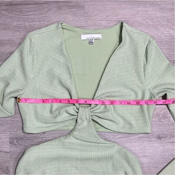 Fourteenth Place Sol Side Cut Out Long Sleeve Midi- Maxi Dress Size M Green NWOT - Picture 14 of 16